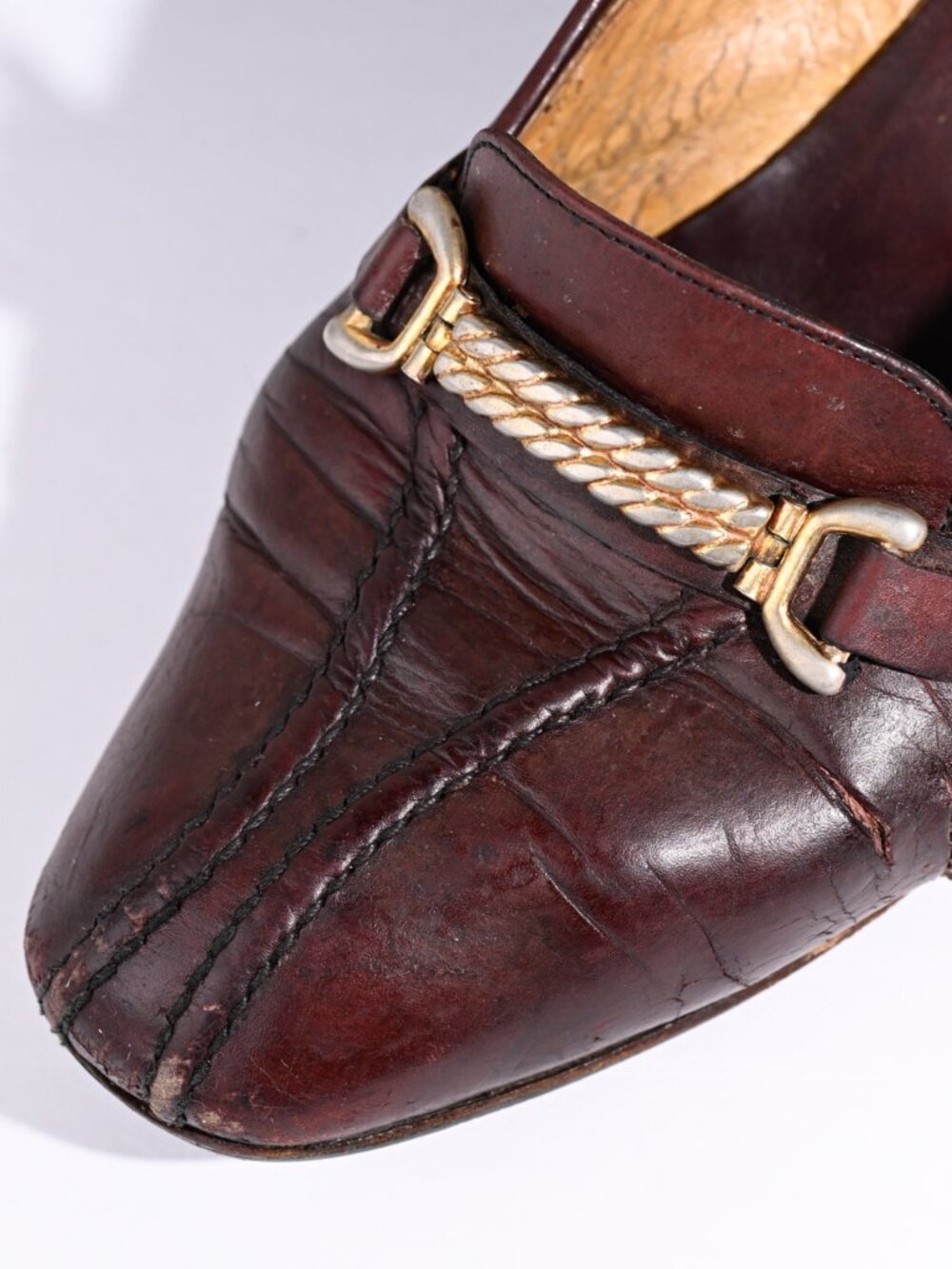 Vintage Gucci burgundy leather horsebit low-heel pumps with box size 7.5 - Picture 9 of 14